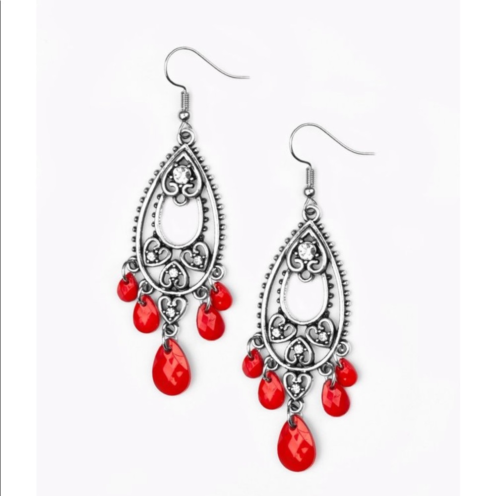 Flirty Fashion Earrings